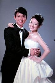 吃瓜娱乐圈模范夫妻婚变,瓜田里的真相与反思 第2张 吃瓜娱乐圈模范夫妻婚变,瓜田里的真相与反思 第2张